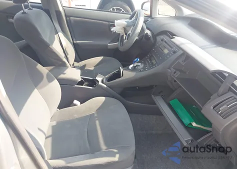 2010 Toyota Prius Iii z USA, uszkodzony, nr VIN JTDKN3DU3A1233486